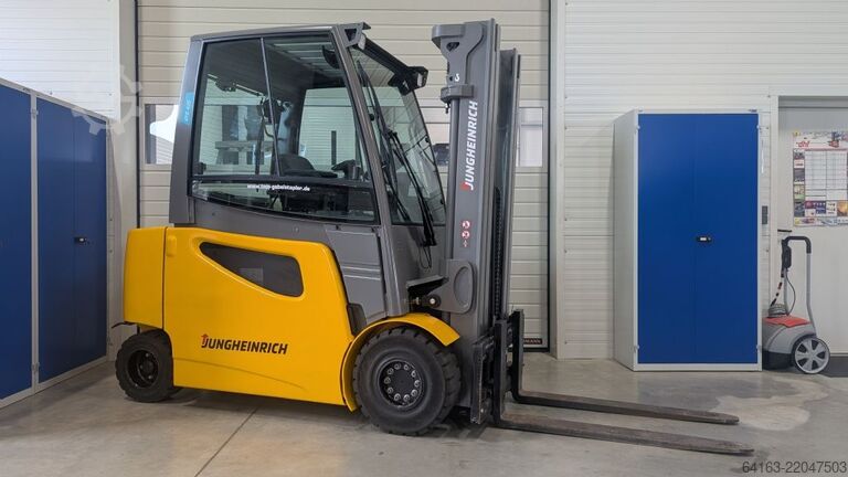 Electric 4-wheel forklift Jungheinrich EFG 425 GE120-470DZ