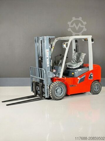 Diesel front loader Heli CPCD35-G3 Diesel 3,5t 4,7m Triplex KUBOTA Garantie