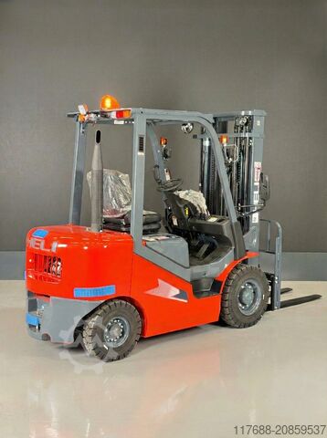 Diesel front loader Heli CPCD30-H3 - Diesel 3t 4,7m Triplex KUBOTA Garantie