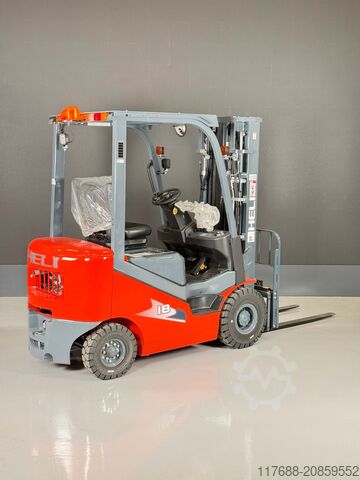 Diesel front loader Heli CPCD18H3-Diesel 1,75t 4,7m Triplex KUBOTA Garantie