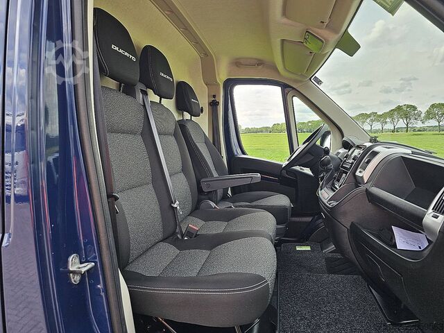 High-roof van FIAT DUCATO 33 2.3 ac automaat EURO6