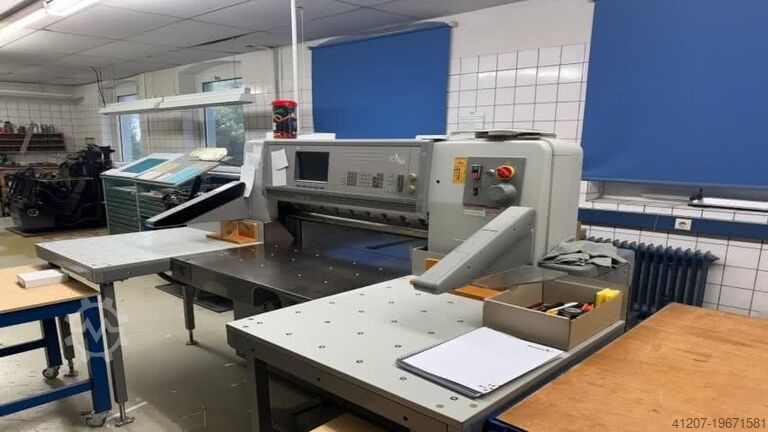 Guillotine Polar 92 ED