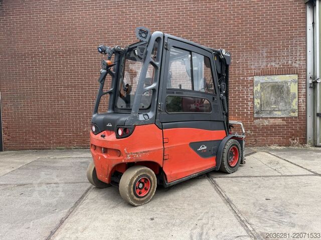 Electric 4-wheel forklift Linde E45HL-01/600