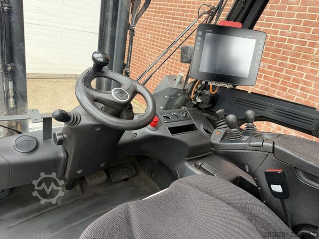 Electric 4-wheel forklift Linde E45HL-01/600