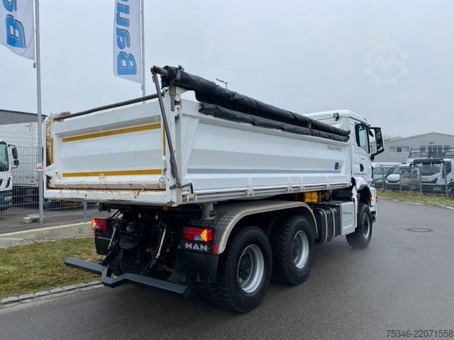 Tipper truck MAN TGS/26.510/6x4 BL/Bordmatik/Retarder/90to/82 tkm