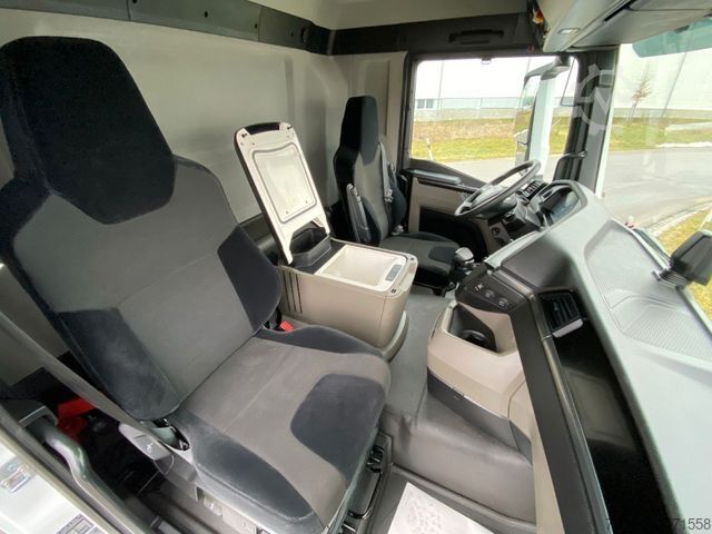 Tipper truck MAN TGS/26.510/6x4 BL/Bordmatik/Retarder/90to/82 tkm