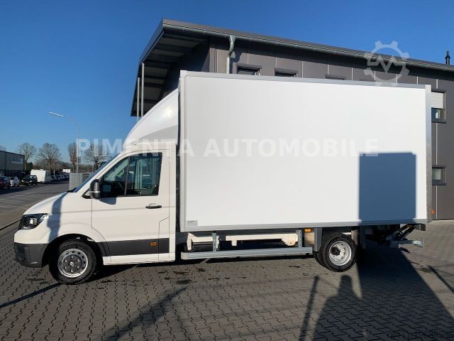 Transporter mit Koffer VOLKSWAGEN Crafter 50 TRANSPKOFFER 2,40m LBW NAVI KLIM TEMP