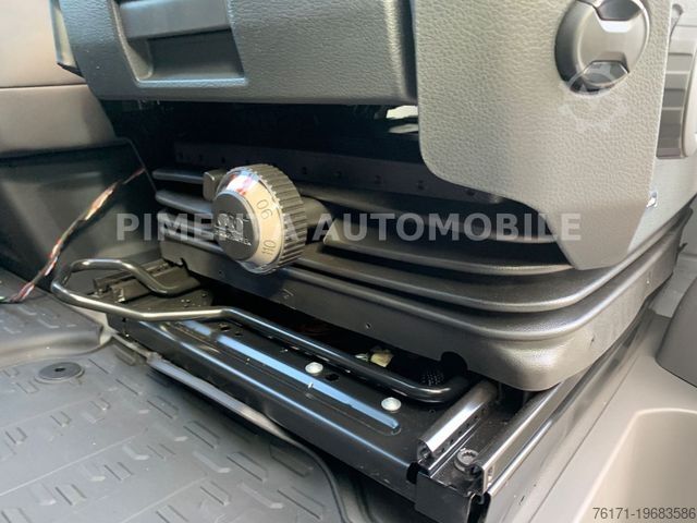 Transporter mit Koffer VOLKSWAGEN Crafter 50 TRANSPKOFFER 2,40m LBW NAVI KLIM TEMP