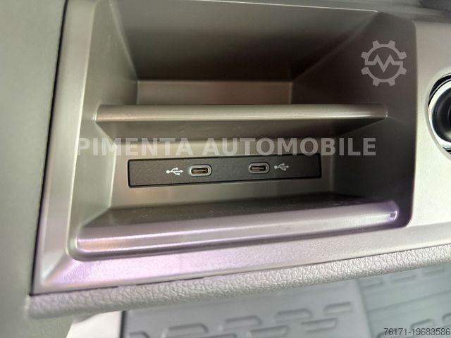 Transporter mit Koffer VOLKSWAGEN Crafter 50 TRANSPKOFFER 2,40m LBW NAVI KLIM TEMP