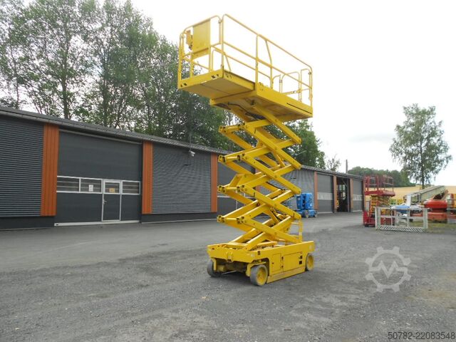 Scherenhebebühne Genie GS 3246