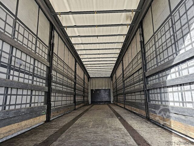Sliding tarpaulins KRONE SD STEERAXLE TAILLIFT