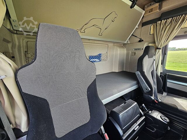 Standard-SZM M.A.N. 26.460 TGX XXL 6X2/4 ADR PREP.