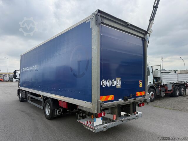 Truck with flatbed and tail lift Iveco eurocargo 160-250