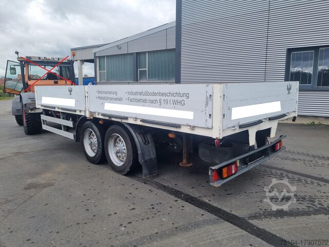 Trailer with open flatbed Theiml TH 10,5
