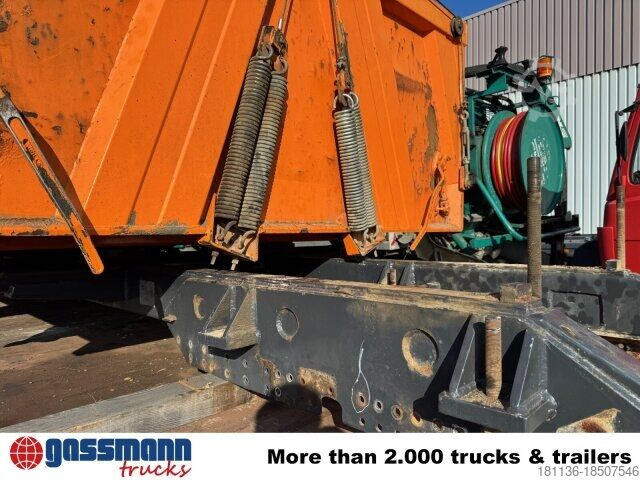 Tipper truck  3-Seiten-Kippaufbau ca. 9m³
