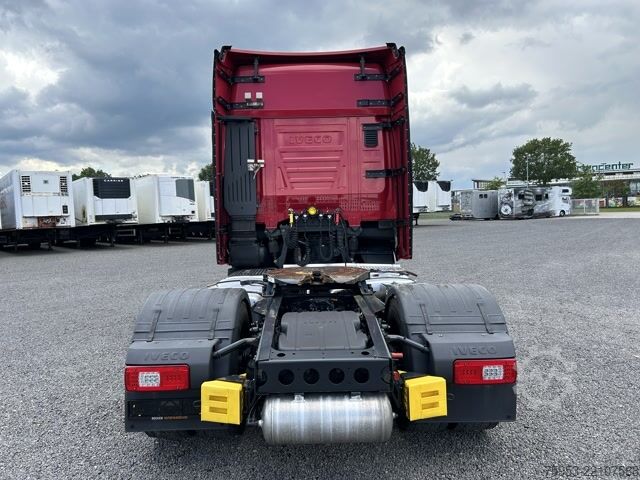Standard tractor unit Iveco S-Way 480 Intarder Standklima LED Drum Kompressor