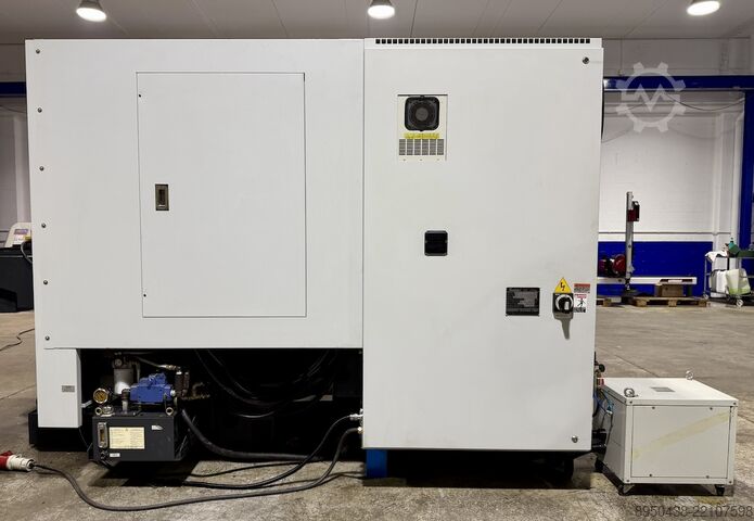 CNC turning and milling center Goodway GLS2000LYS
