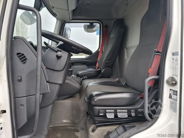 Box truck RENAULT D12-210 - E6 - PROBLEME CHAUFFE MOTEUR