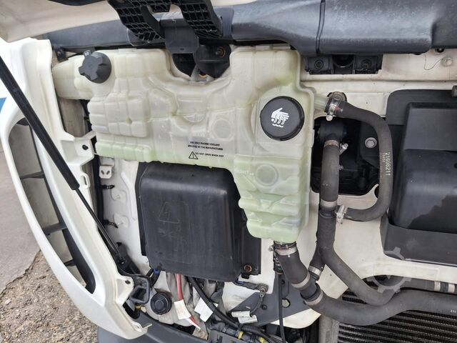 Box truck RENAULT D12-210 - E6 - PROBLEME CHAUFFE MOTEUR