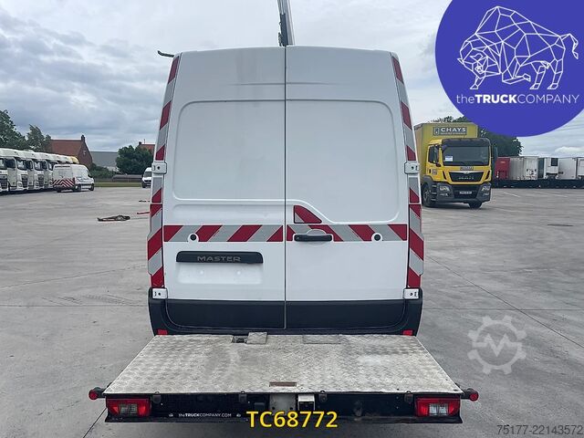 Hebebühne Renault Master 145.35 nacelle