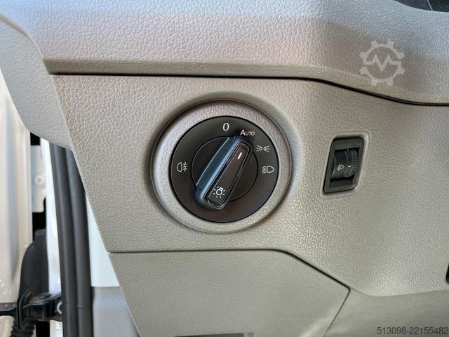 Transporter mit Koffer VOLKSWAGEN CRAFTER 2.0TDI XXXL KOFFER RAMPE KAMERA 177 PS