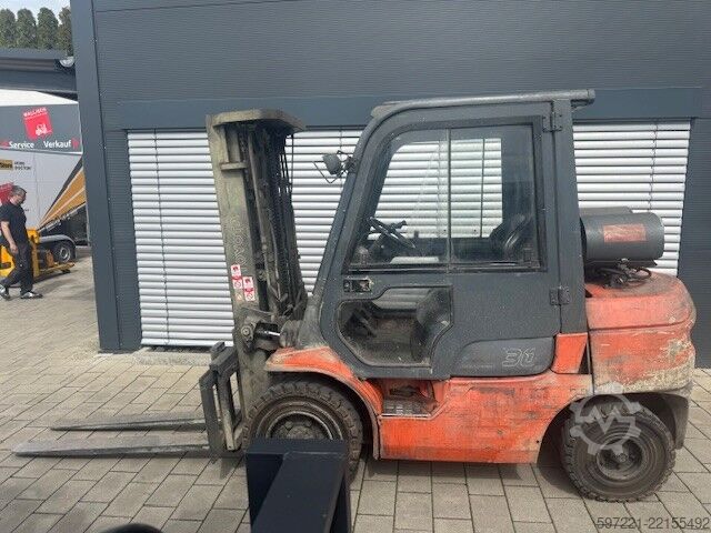 LPG-Gabelstapler Toyota 02-7FGF30