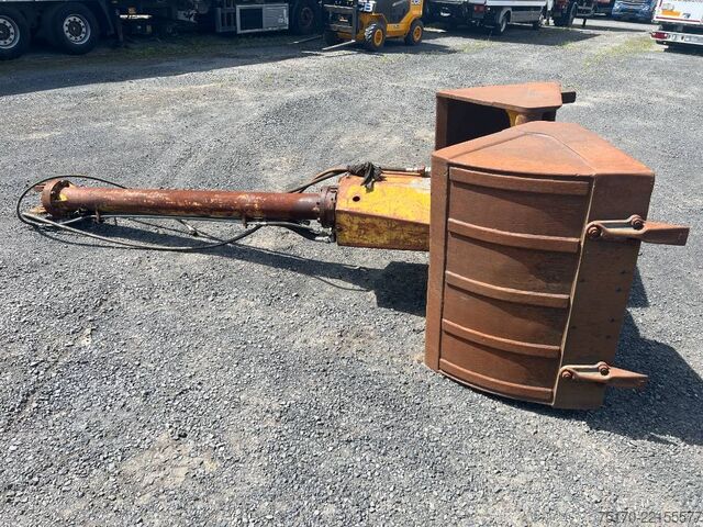 Gripper  Zweischalengreifer  mit Verlängerung / Greifer