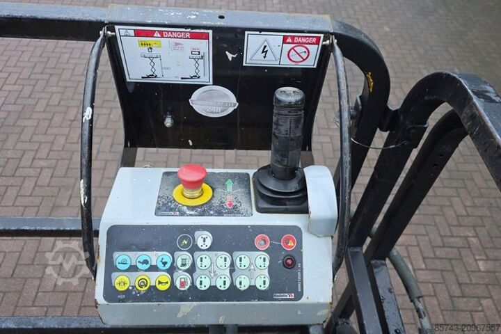 Scissor lift Haulotte H12SX Diesel, 4x4 Drive, 12m Working Height, 700kg