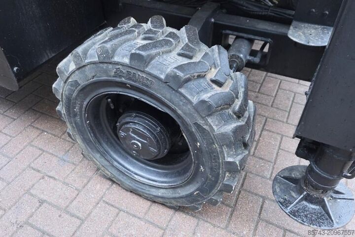 Scissor lift Haulotte H12SX Diesel, 4x4 Drive, 12m Working Height, 700kg