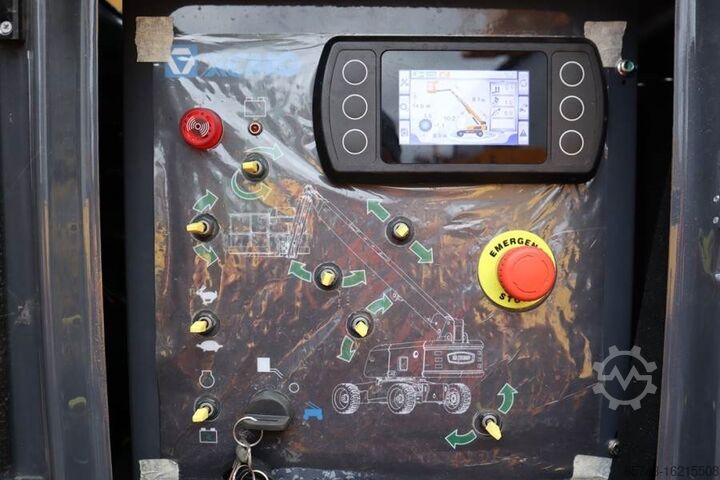 Teleskopbühne XCMG XGS28E Valid inspection, *Guarantee! Diesel, 4x4 D