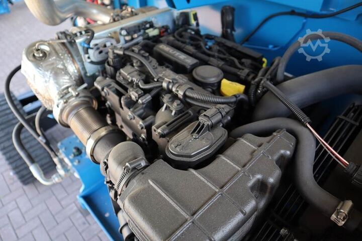 Teleskopbühne Genie S45XC Trax Valid inspection, *Guarantee! Diesel, 4