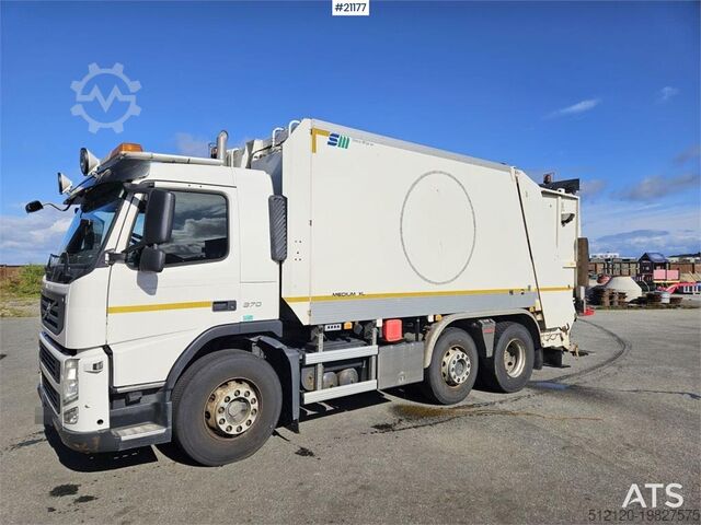 Garbage truck Volvo FM370 6x2 1-chamber compactor truck with Zoeller b