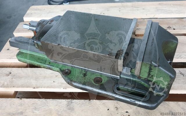 Machine vice 200mm jaw width