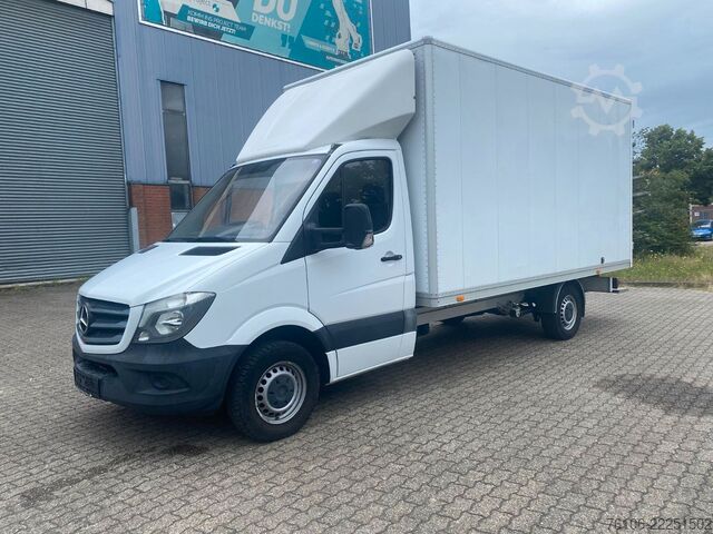 Box van MERCEDES-BENZ Sprinter 316 CDI Koffer *Klima*Ahk*Seiten Tür*