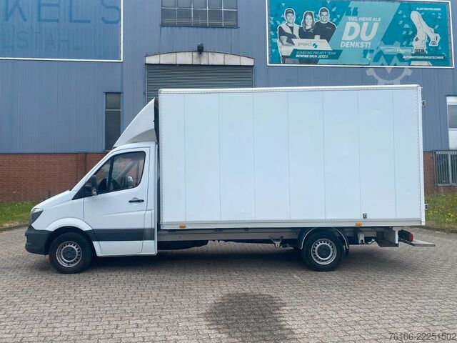 Box van MERCEDES-BENZ Sprinter 316 CDI Koffer *Klima*Ahk*Seiten Tür*