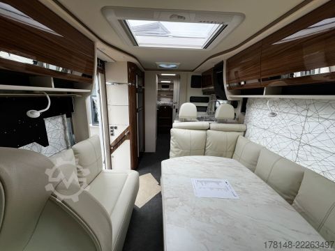 Integrated camper Eura Mobil Integra 890 EB