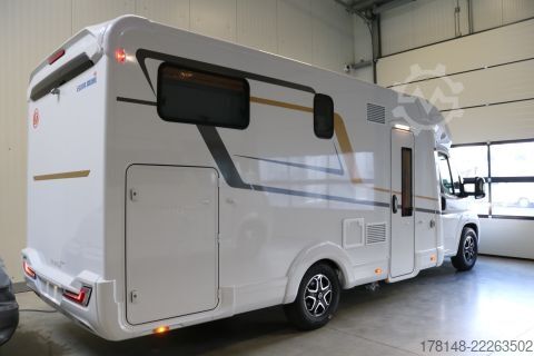 Semi-integrated camper Eura Mobil Profila T 720 EB Mondial Edition
