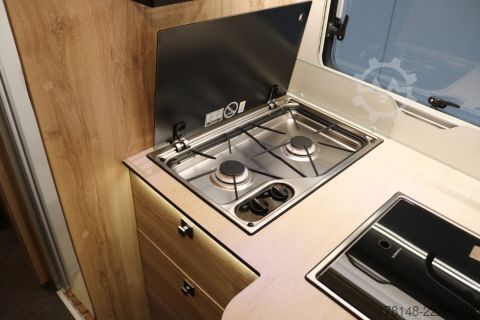 Semi-integrated camper Eura Mobil Profila T 720 EB Mondial Edition