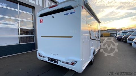 Semi-integrated camper Eura Mobil Profila T 696 EB
