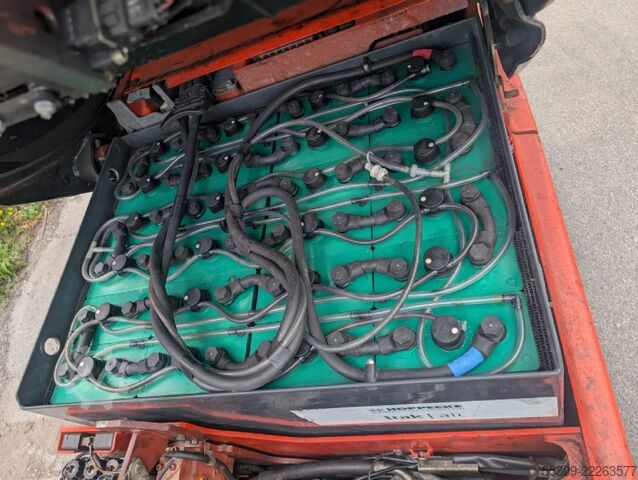 Electric 4-wheel forklift Linde E 16 P-02// Duplex // 3. Ventil // Seitenschieber