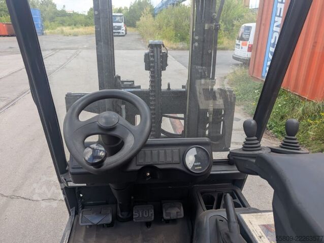 Electric 4-wheel forklift Linde E 16 P-02// Duplex // 3. Ventil // Seitenschieber