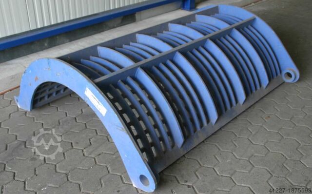 Sieve for shredder system MAIER Ersatzteil 65 x 65 mm