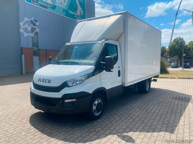 Transporter mit Koffer mit Ladebordwand Iveco Daily 35C14 Hi-Matic Koffer+LBW*4,40 L *