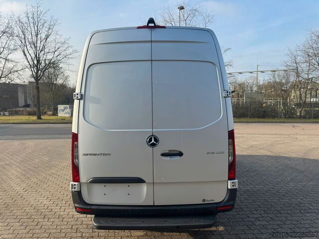 Refrigerator body van MERCEDES-BENZ Sprinter III 519 CDI Tiefkühlkasten  Thermoking