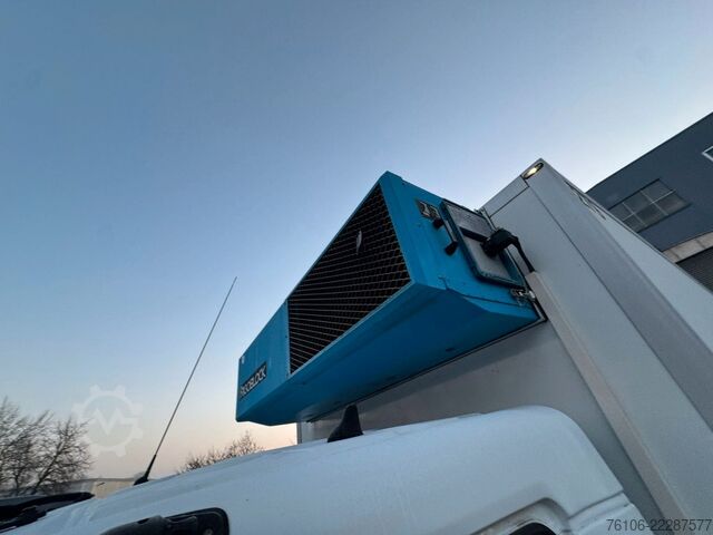 Refrigerated truck DAF LF 16.260 Tiefkühlkoffer mit Ladebordwand