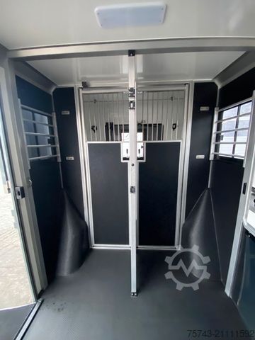 Viehtransporter RENAULT Master STX  170 PS  Haras NEW MODELL 2025