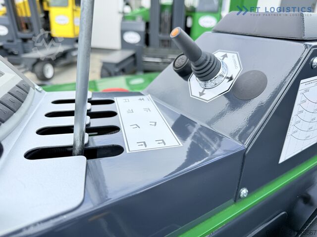 Vierwegestapler COMBILIFT CBE2500 TRIPLEX 5500 FORK POSITIONER