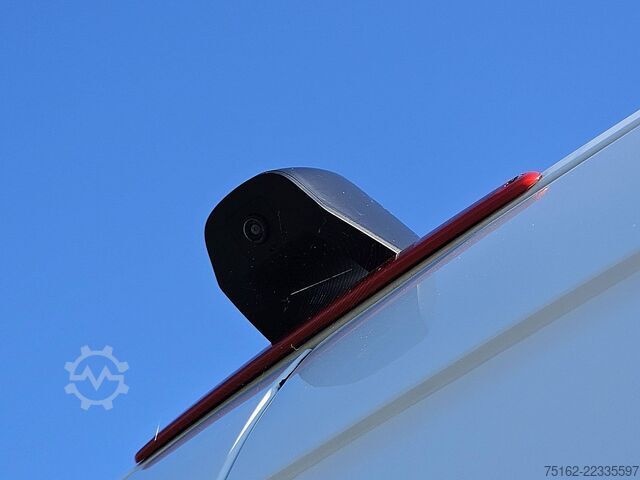 High-roof van MERCEDES-BENZ ESPRINTER 55 kWh 168 km wltp