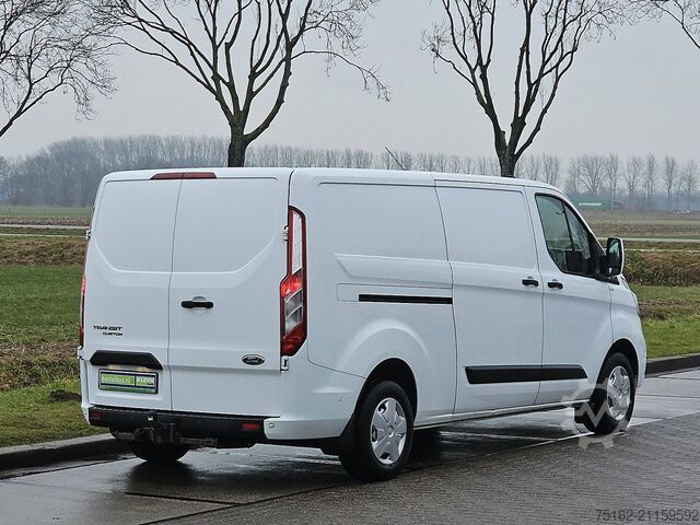 Hochdachkombi FORD TRANSIT CUSTOM 2.0 L2H1 130Pk Navi AC!