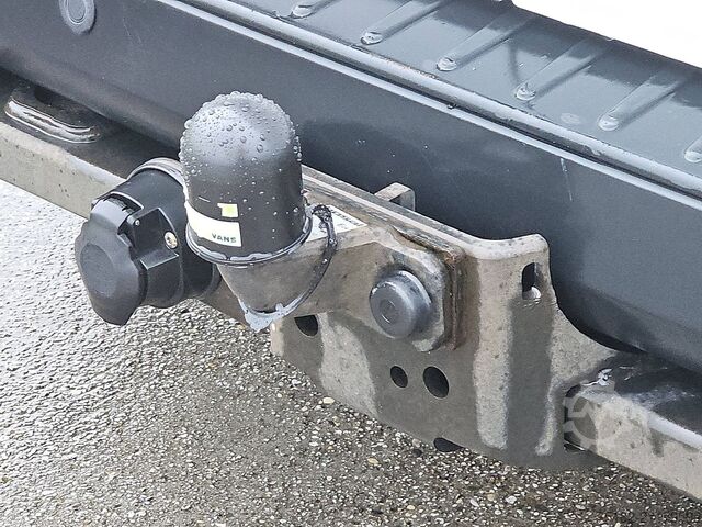 Hochdachkombi FORD TRANSIT CUSTOM 2.0 L2H1 130Pk Navi AC!